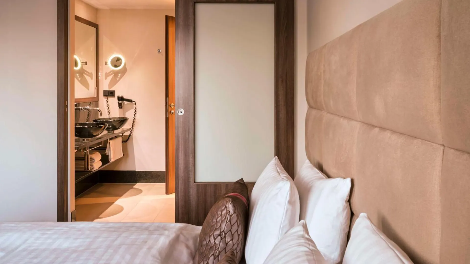 Flemings Selection Hotel Frankfurt-City Frankfurt am Main 4*,
